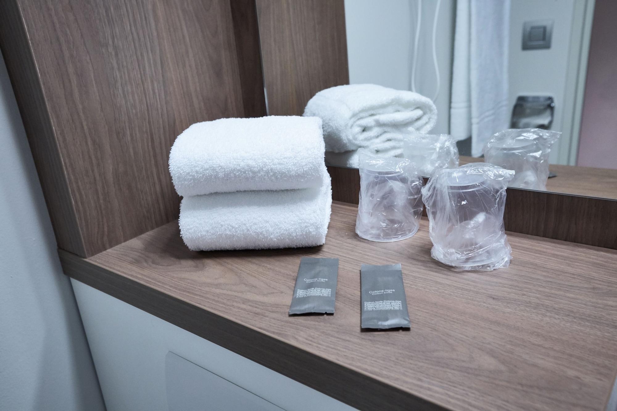 Hotel Campanile Evry Est - Germain Les Corbeil 3*