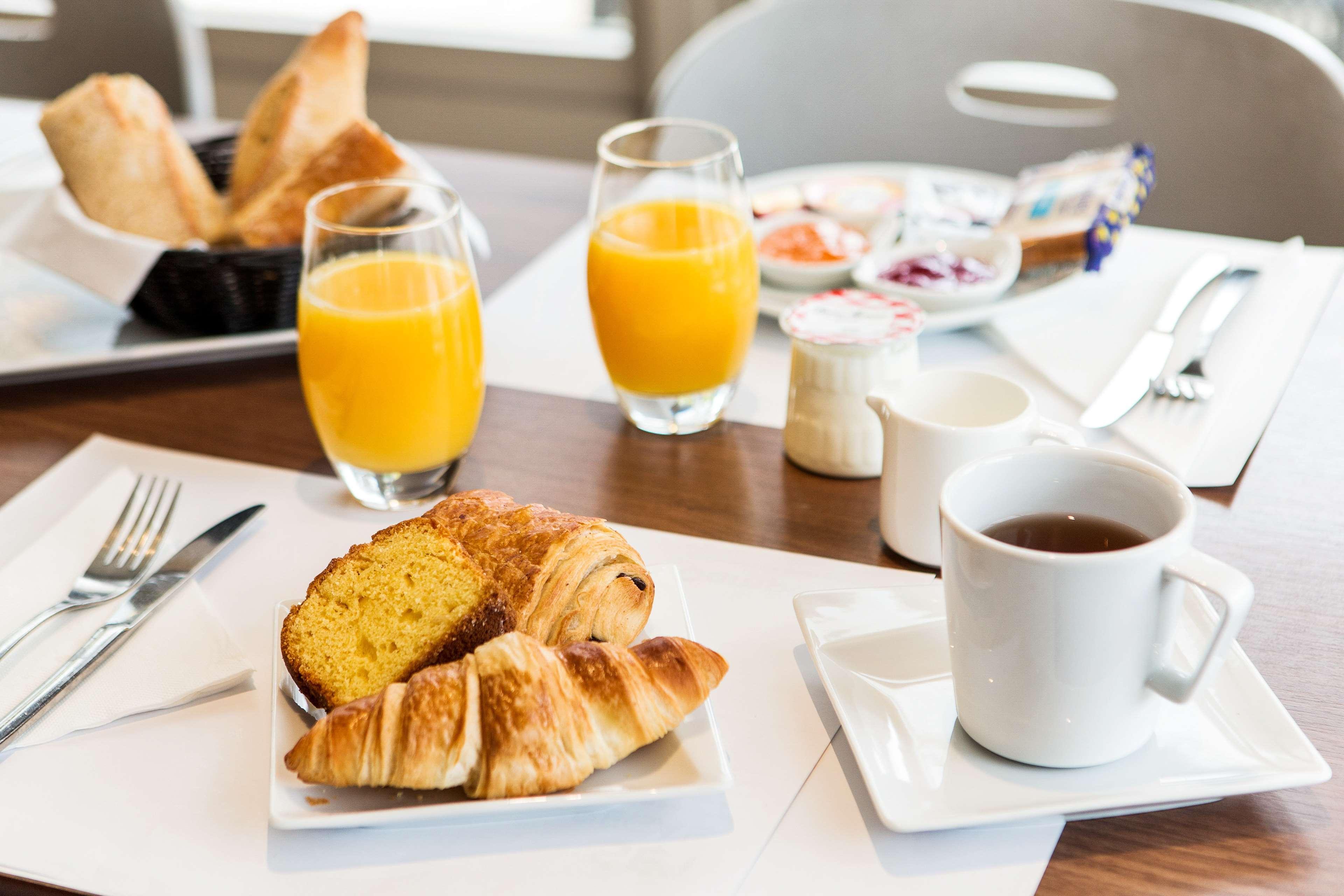 Campanile Evry Est - Germain Les Corbeil Hotel