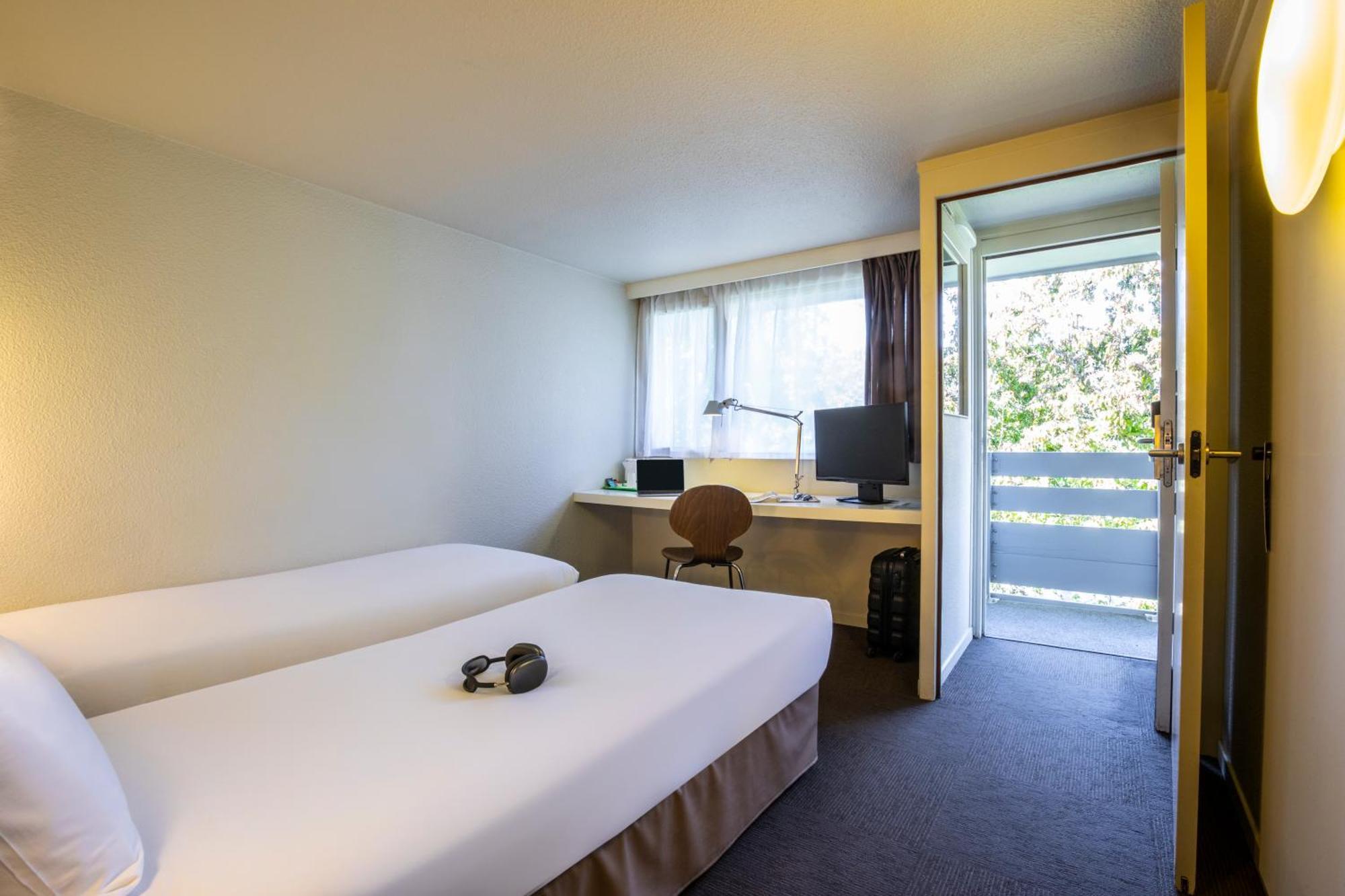 Campanile Evry Est - Germain Les Corbeil Hotel
